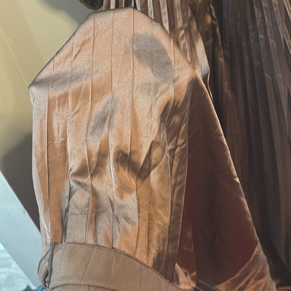 RTR Ieena Mac Duggal Sz 2 Long Sleeve Formal Gown Floor Length Chocolate Brown - Picture 9 of 12